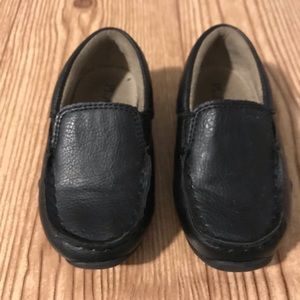 Children’s place dress shoes boys